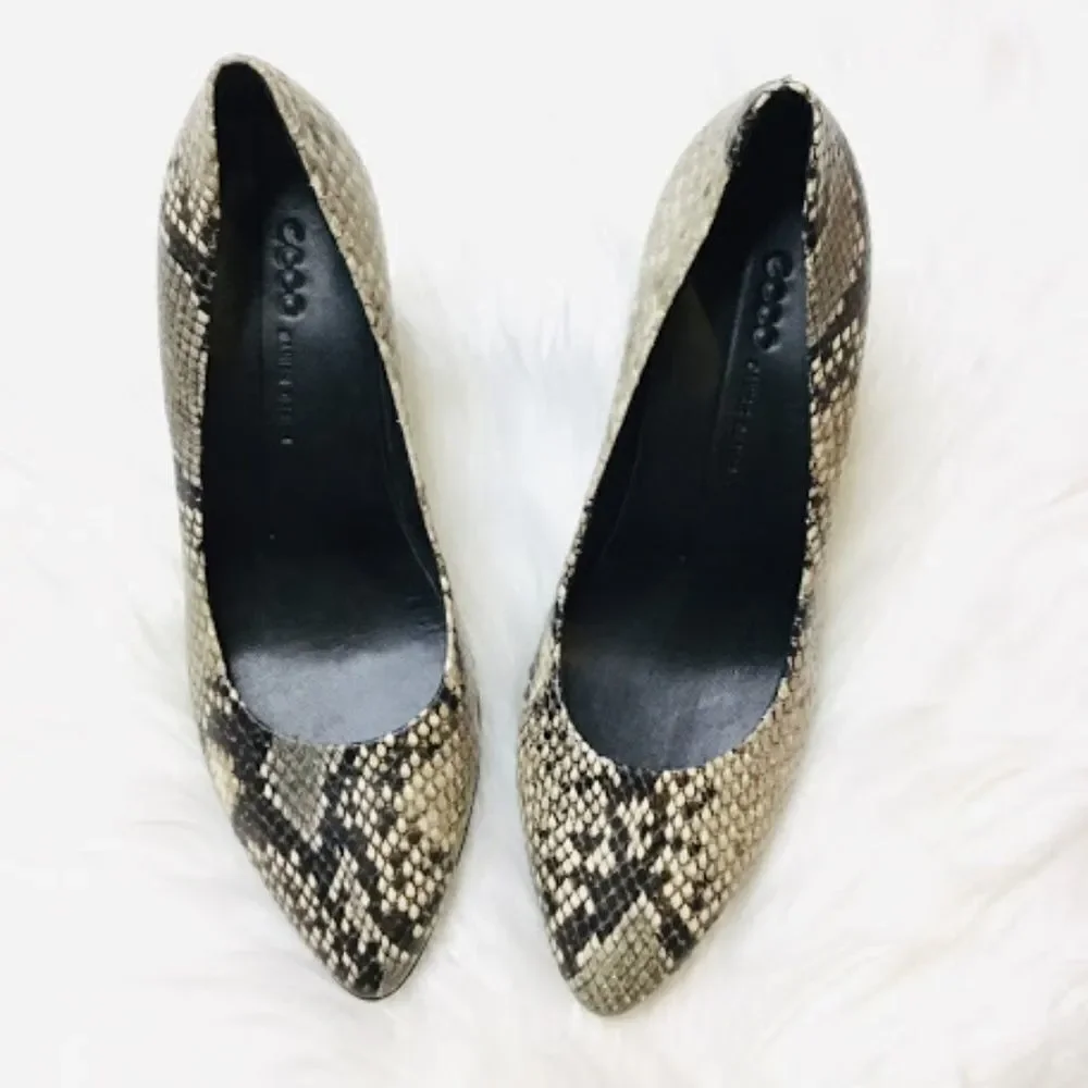 ECCO Women's snakeskin Pointy Dress Pump